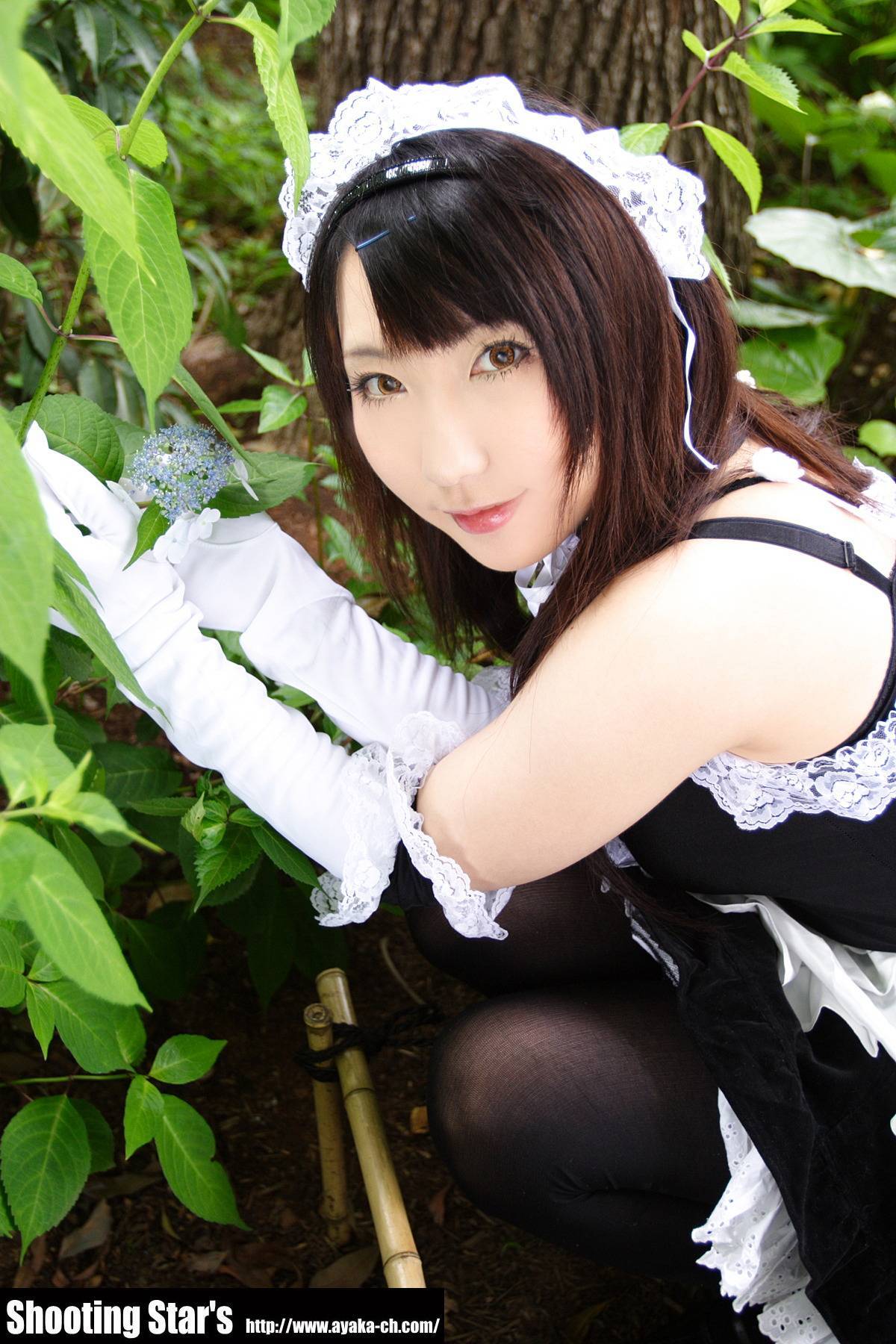 [Cosplay]  Sexy Maid with big boobs